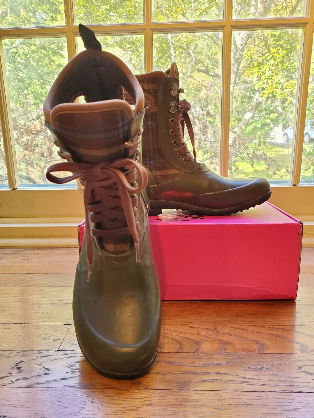 Bogs Waterproof Sydney Neo Tech Neoprene Green Blue Plaid Rain Boots Women's 8